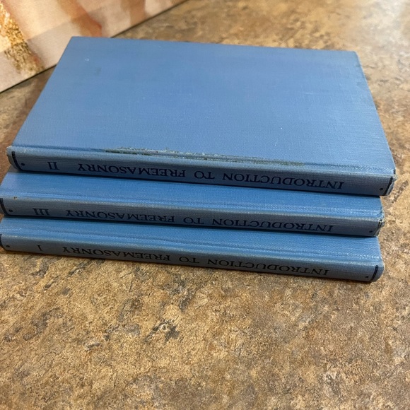 ***FULL SET*** Introduction To Freemasonry I, II, & III - Picture 7 of 7